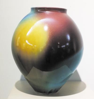 多彩釉罐1 (2002)