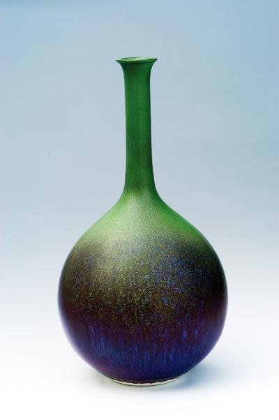 多彩釉瓶缽 圓腹綠長頸瓶 (2004)